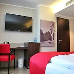 Bomonti Nuernberg West מלון אובראסבאך