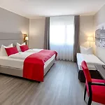 מלון Bomonti Nuernberg West 4*