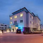 보몬티 뉘른베르크 웨스트 오베라스바흐