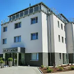Bomonti Nuernberg West מלון 4*