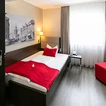 Bomonti Nuernberg West מלון
