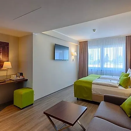 Bomonti Nürnberg West 4*