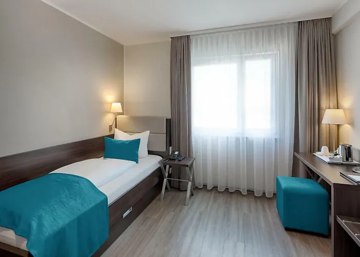 Bomonti Nuernberg West 4*